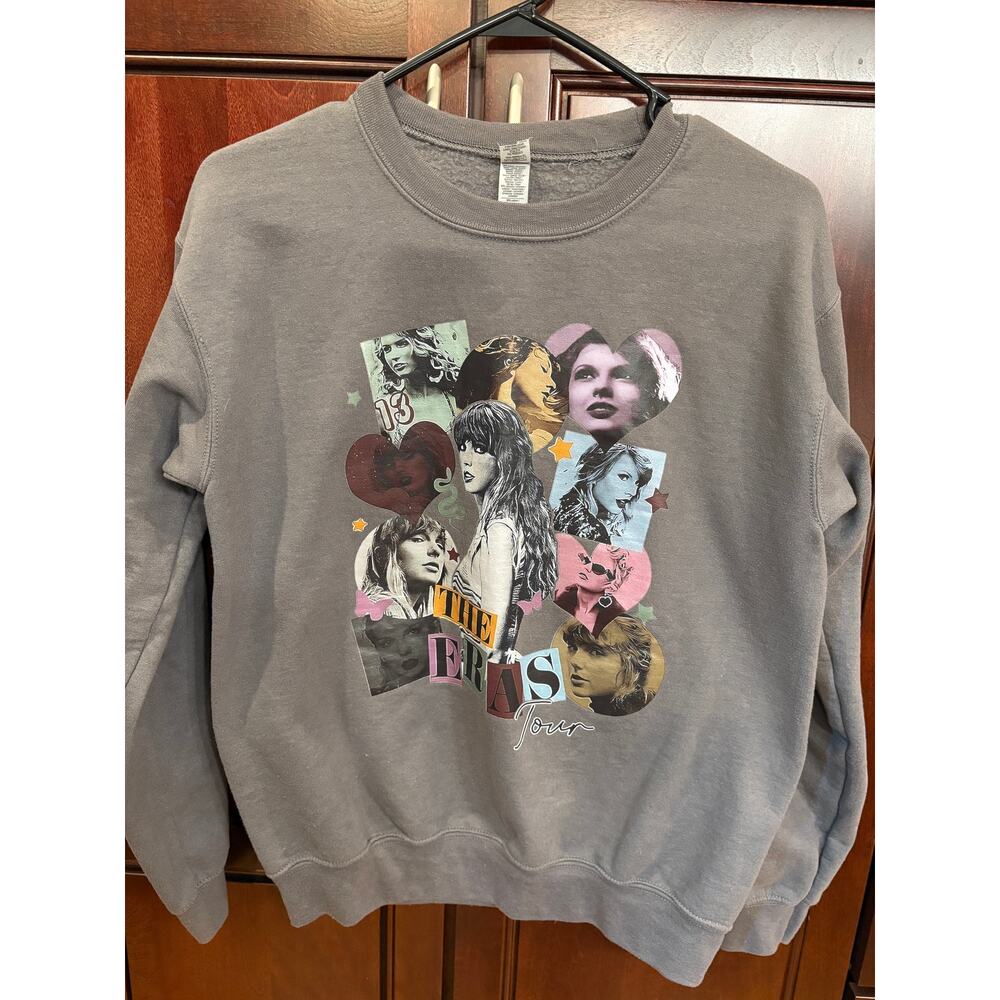 Taylor Swift Eras Tour Gray Crewneck Sweatshirt Size S Excellent Condition